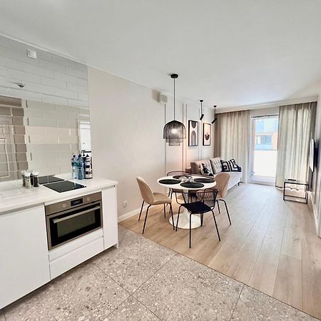 Apartament Nautica Kolobřeh Exteriér fotografie